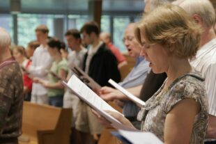 Adventistas Já Não Cantam Mais Hinos